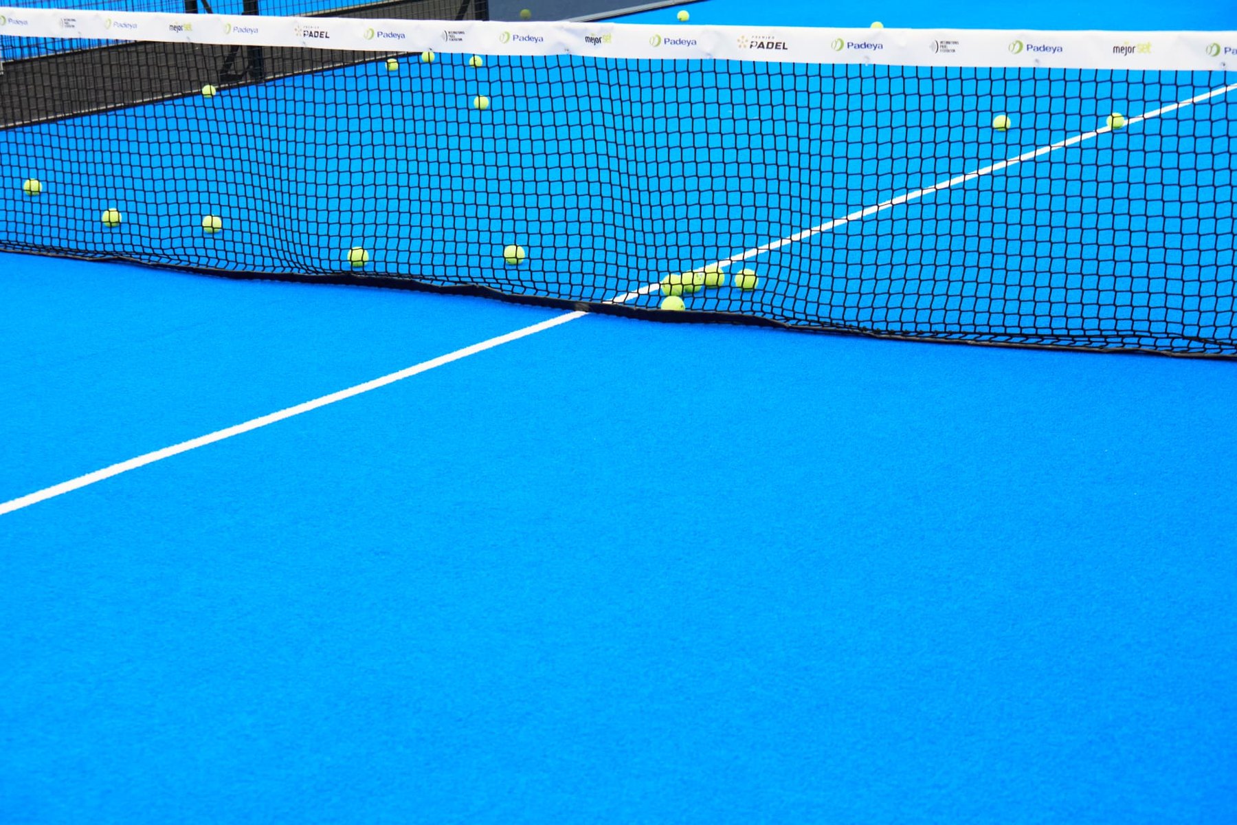 Campi da padel indoor Padeya